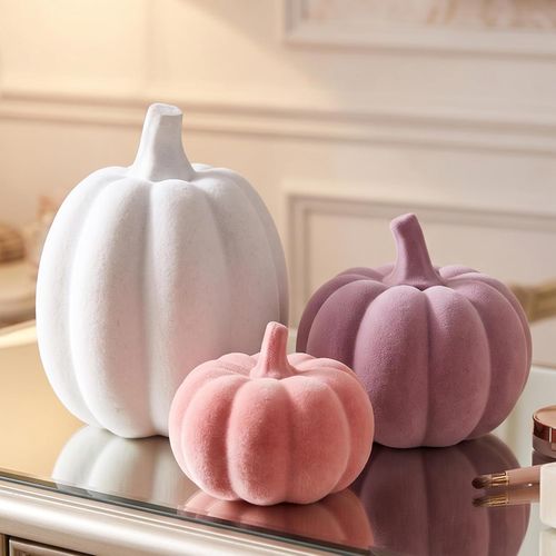 Set de 3 calabazas decorativas de resina rosa y blanca